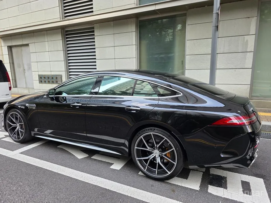 Фото 2 - Mercedes-Benz AMG GT