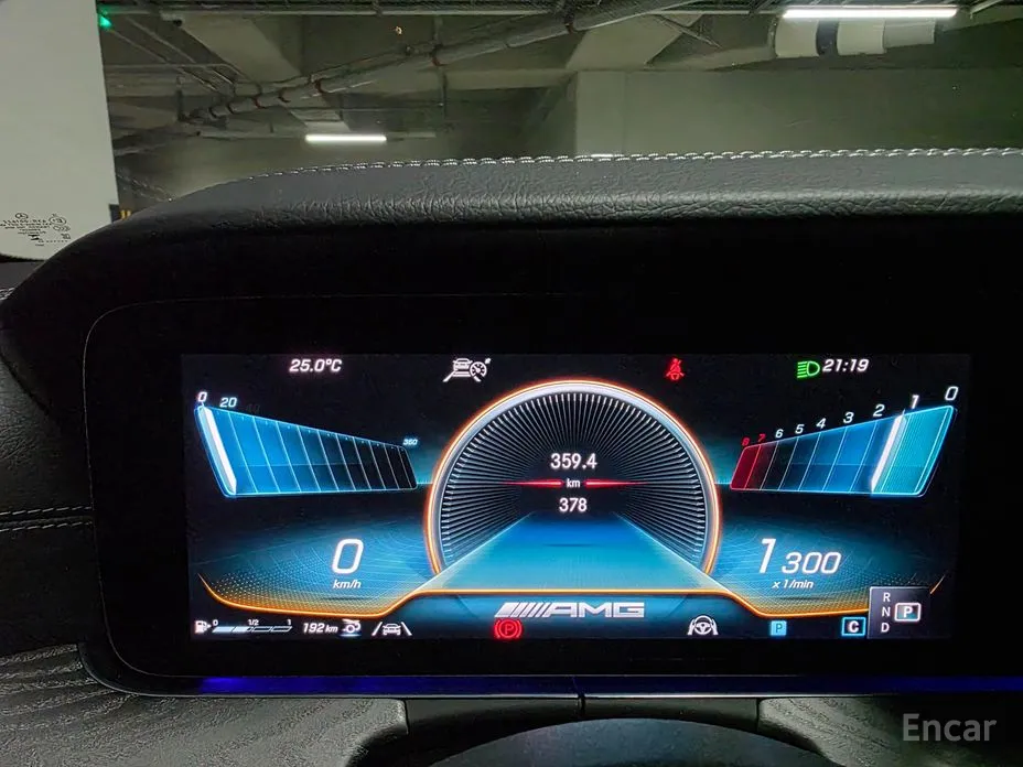 Фото 8 - Mercedes-Benz AMG GT