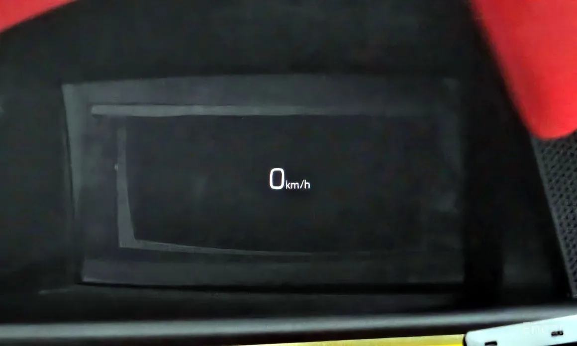 Фото 15 - Ferrari 296