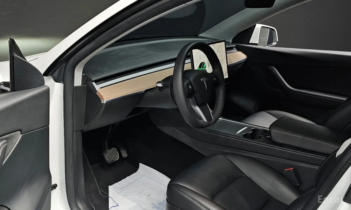 Фото 11 - Tesla Model Y