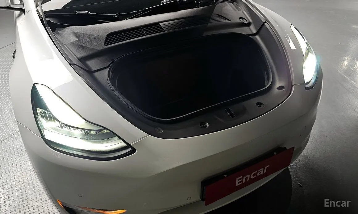 Фото 6 - Tesla Model Y