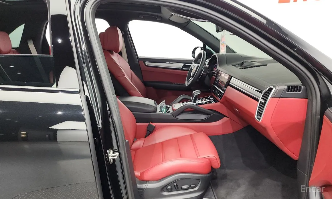 Фото 11 - Porsche Cayenne