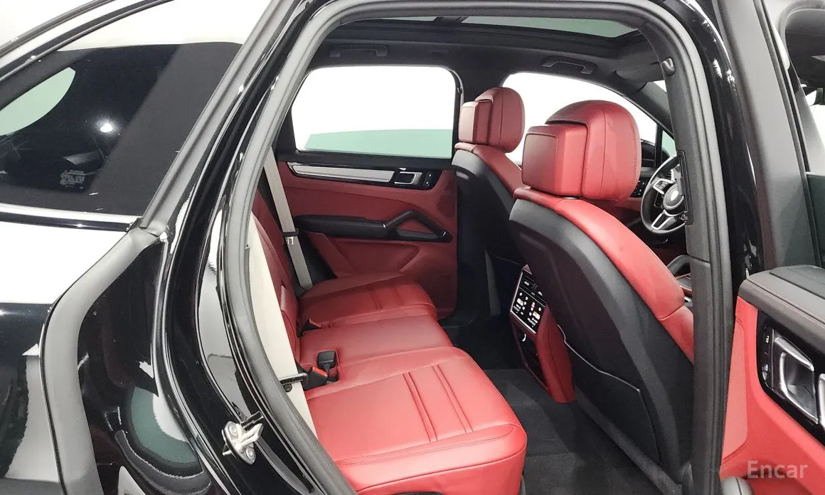 Фото 12 - Porsche Cayenne