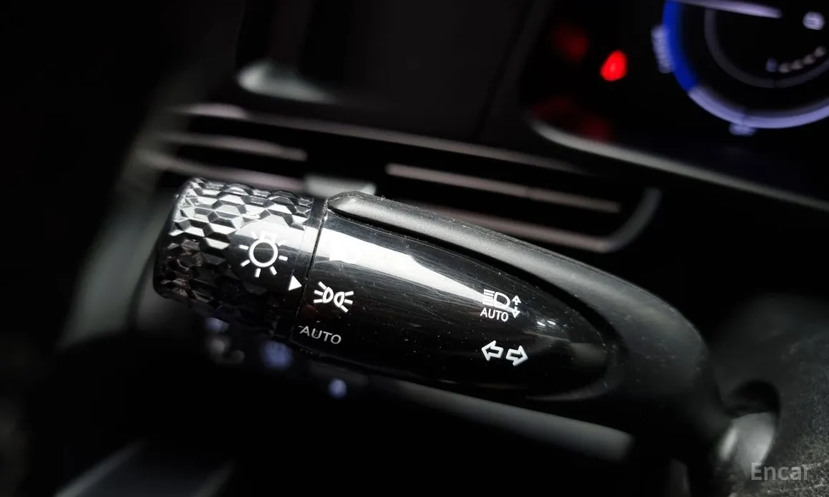 Фото 18 - Hyundai Avante