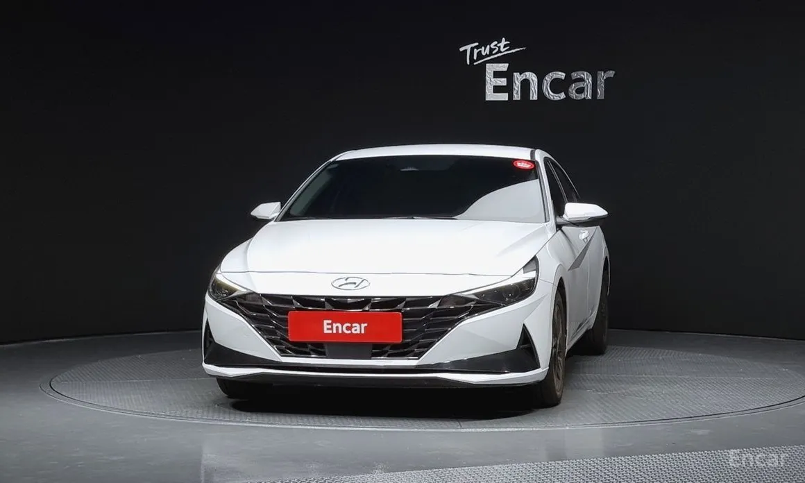 Фото 3 - Hyundai Avante