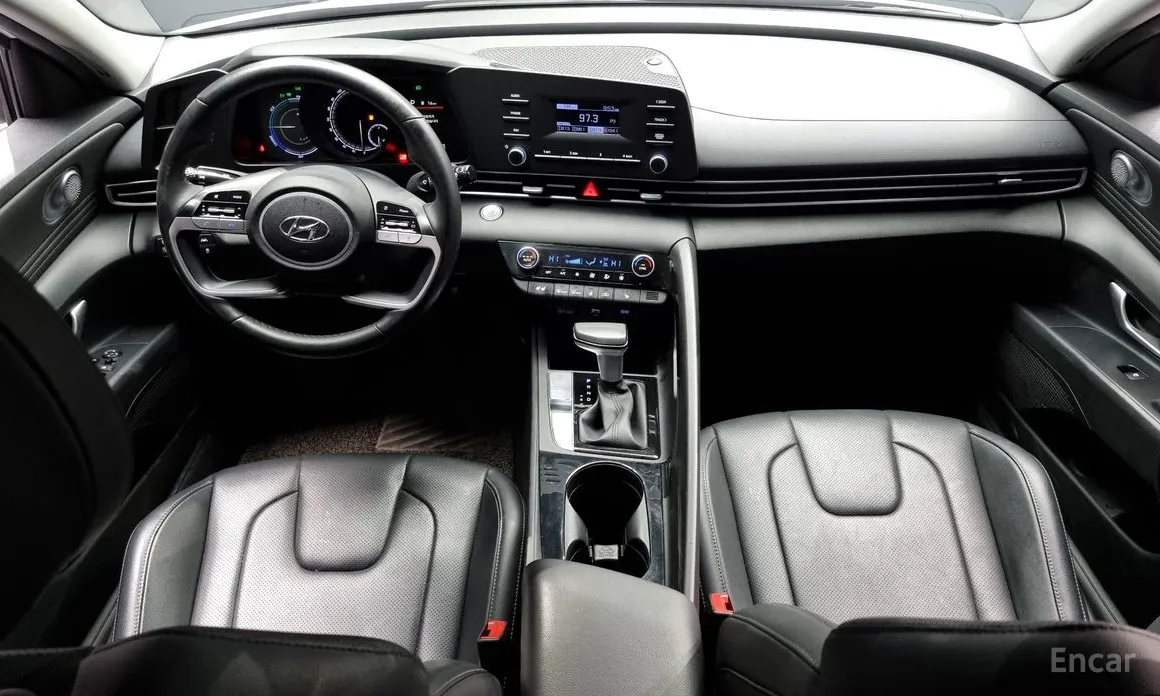 Фото 7 - Hyundai Avante