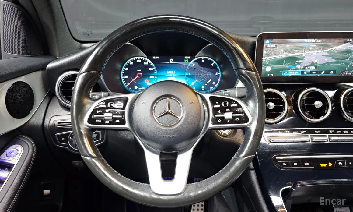 Фото 13 - Mercedes-Benz GLC-Class