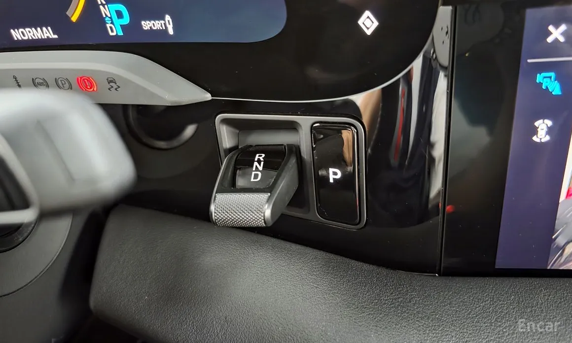 Фото 9 - Porsche Taycan