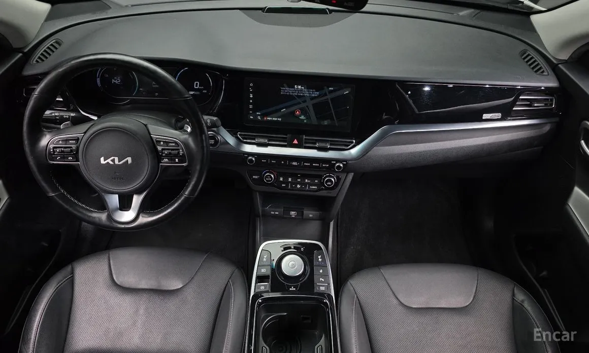 Фото 7 - Kia Niro