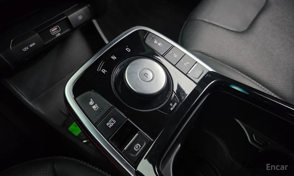 Фото 9 - Kia Niro