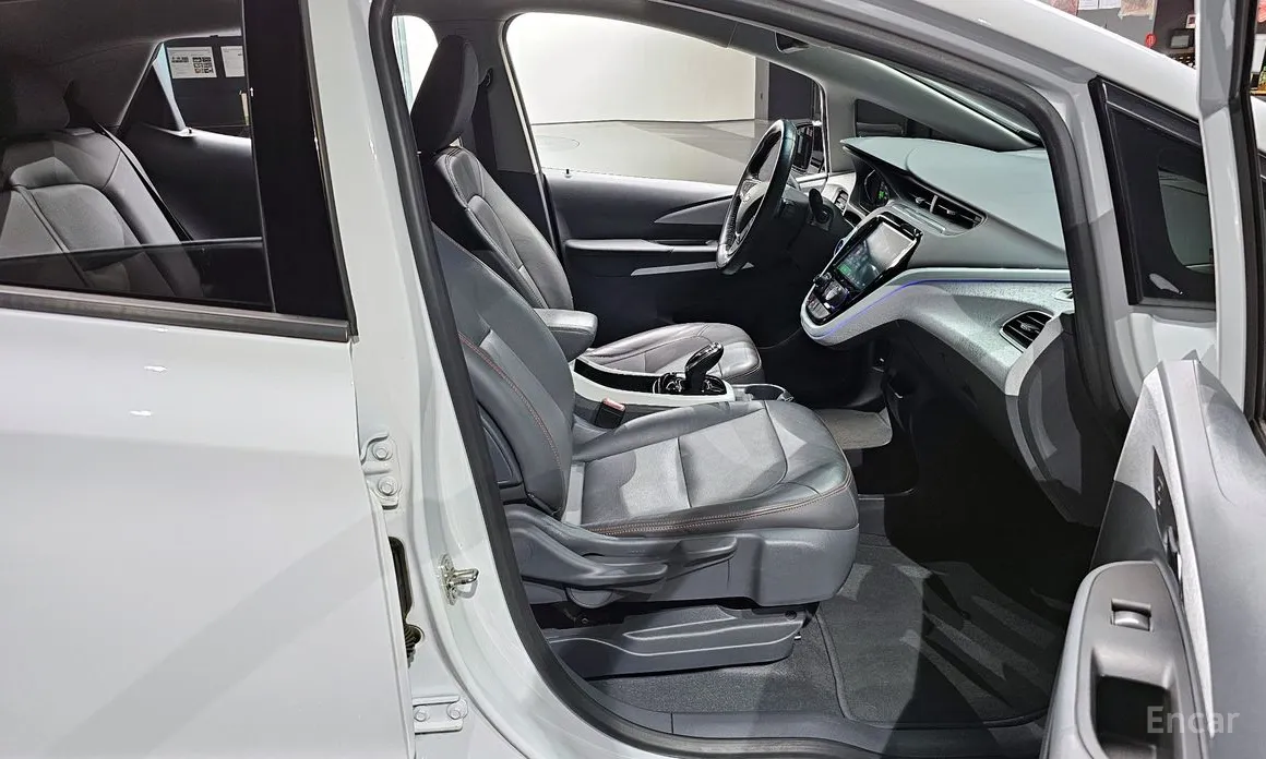 Фото 10 - Chevrolet Bolt EV