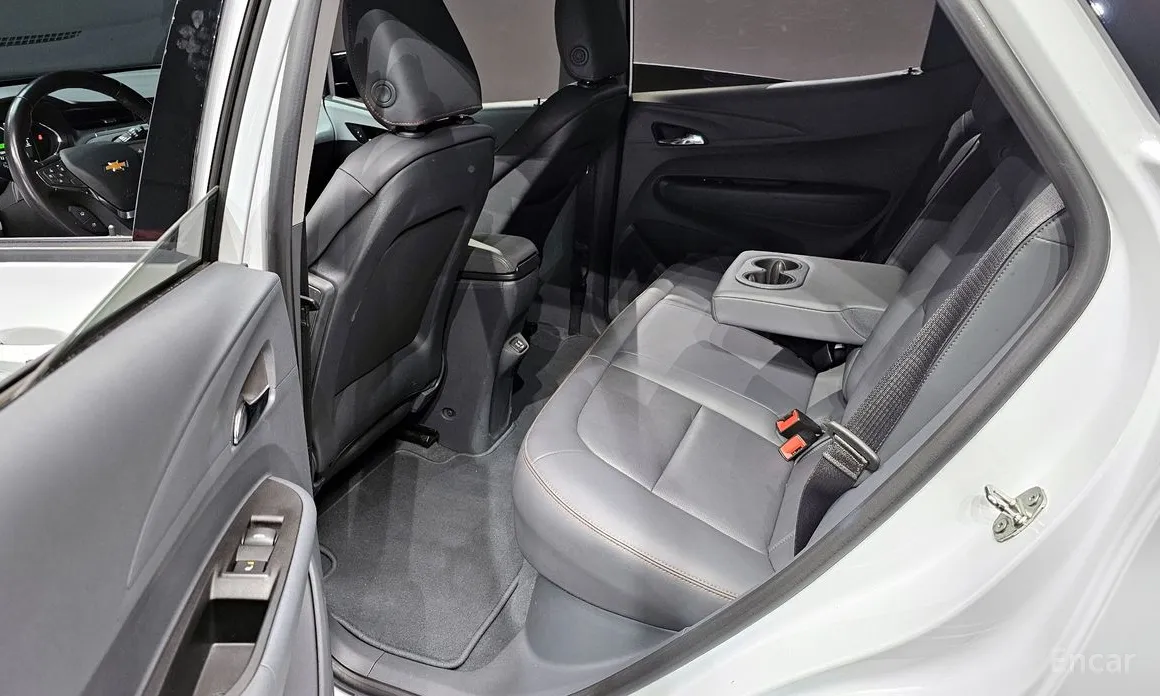 Фото 12 - Chevrolet Bolt EV