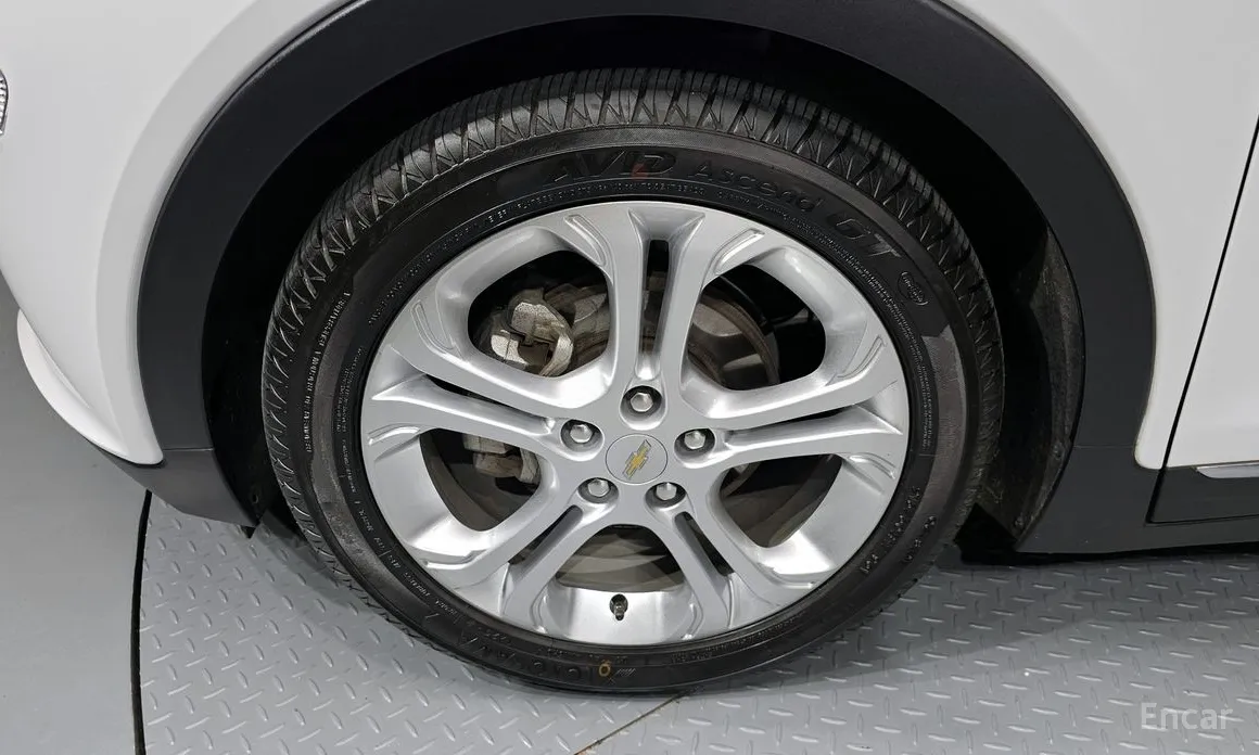 Фото 5 - Chevrolet Bolt EV