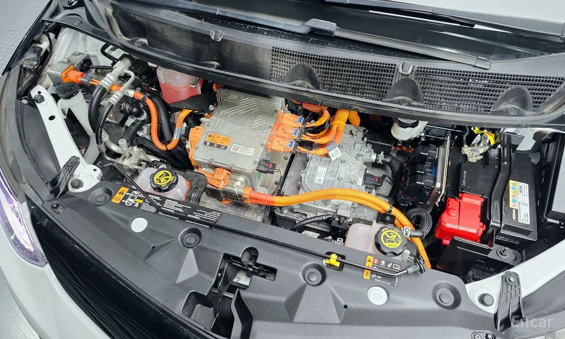 Фото 6 - Chevrolet Bolt EV