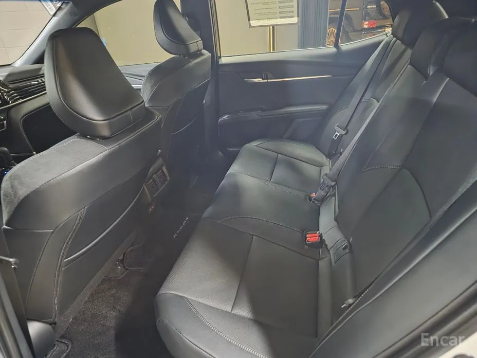 Фото 6 - Toyota Camry