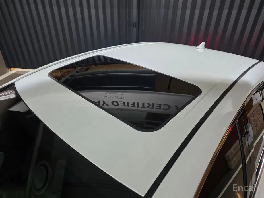 Фото 9 - Toyota Camry