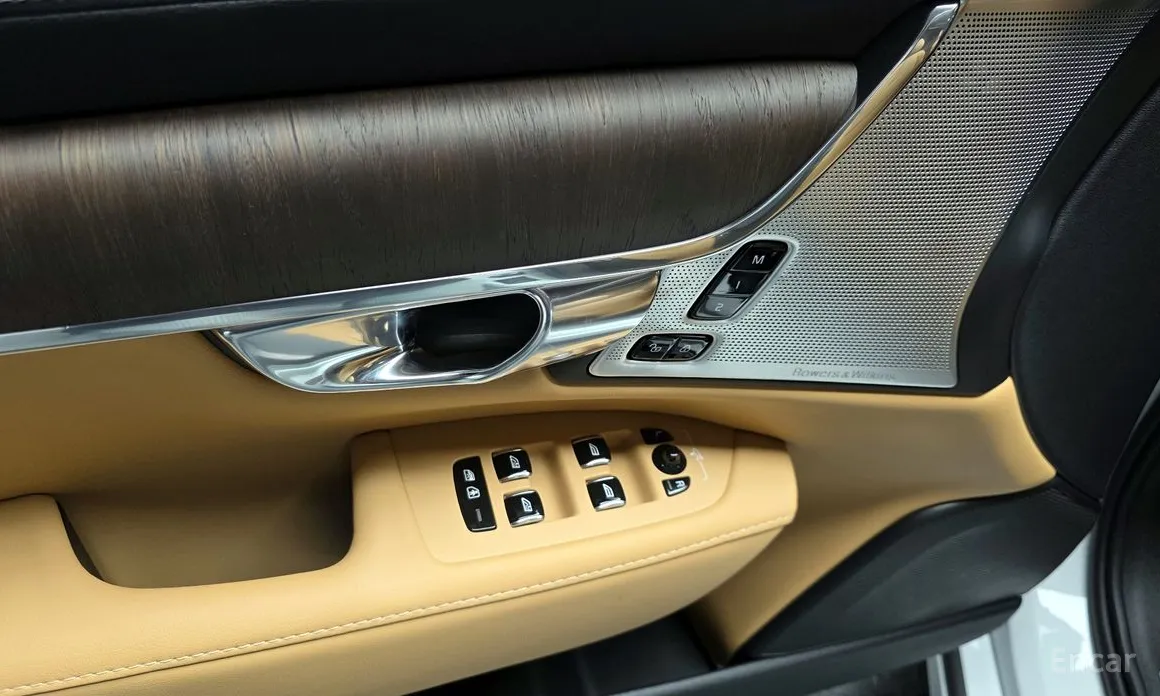 Фото 14 - Volvo S90