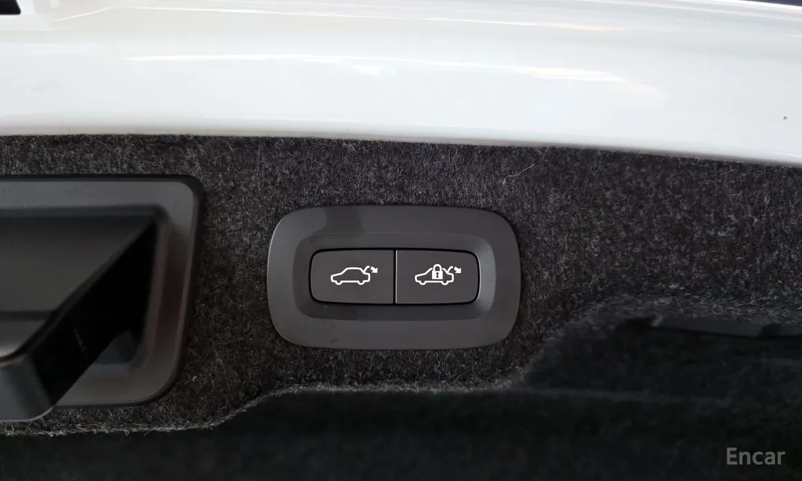 Фото 18 - Volvo S90