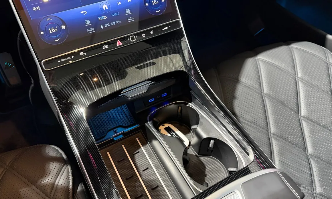 Фото 14 - Mercedes-Benz S-Class