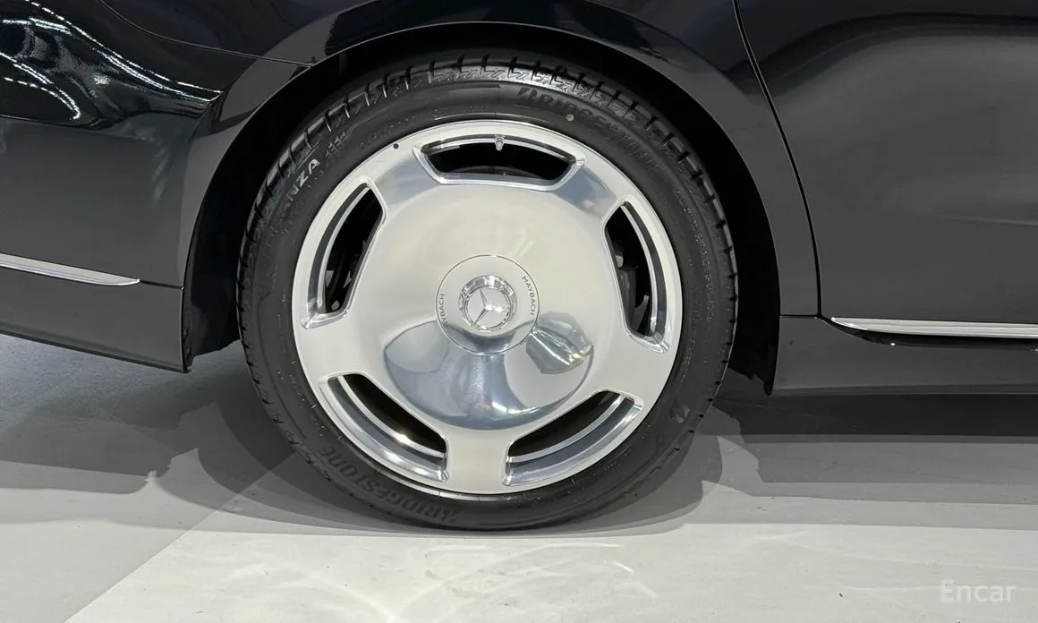 Фото 20 - Mercedes-Benz S-Class