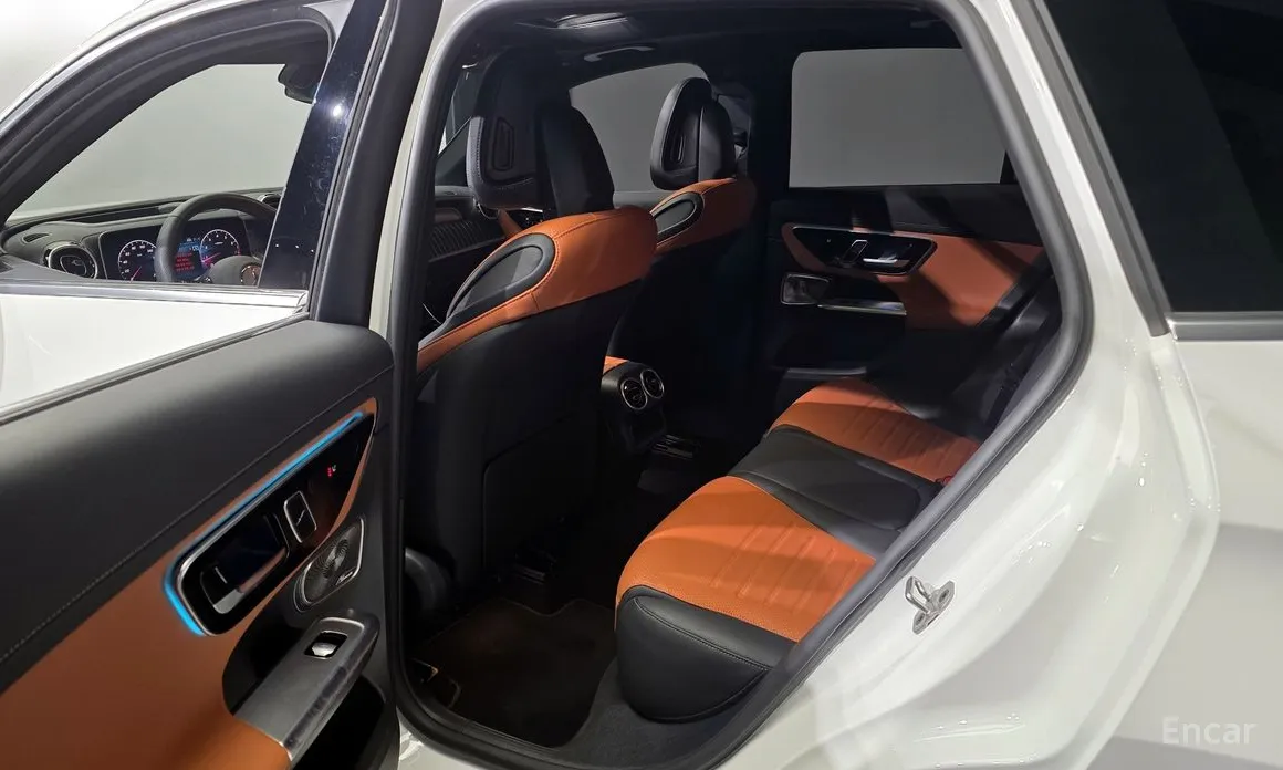 Фото 11 - Mercedes-Benz GLC-Class