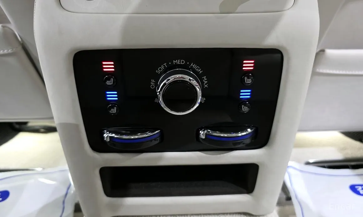 Фото 18 - Rolls-Royce Ghost