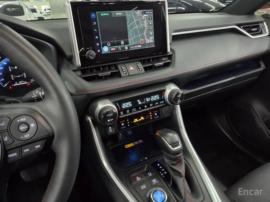 Фото 7 - Toyota RAV4