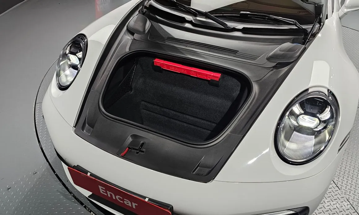 Фото 19 - Porsche 911