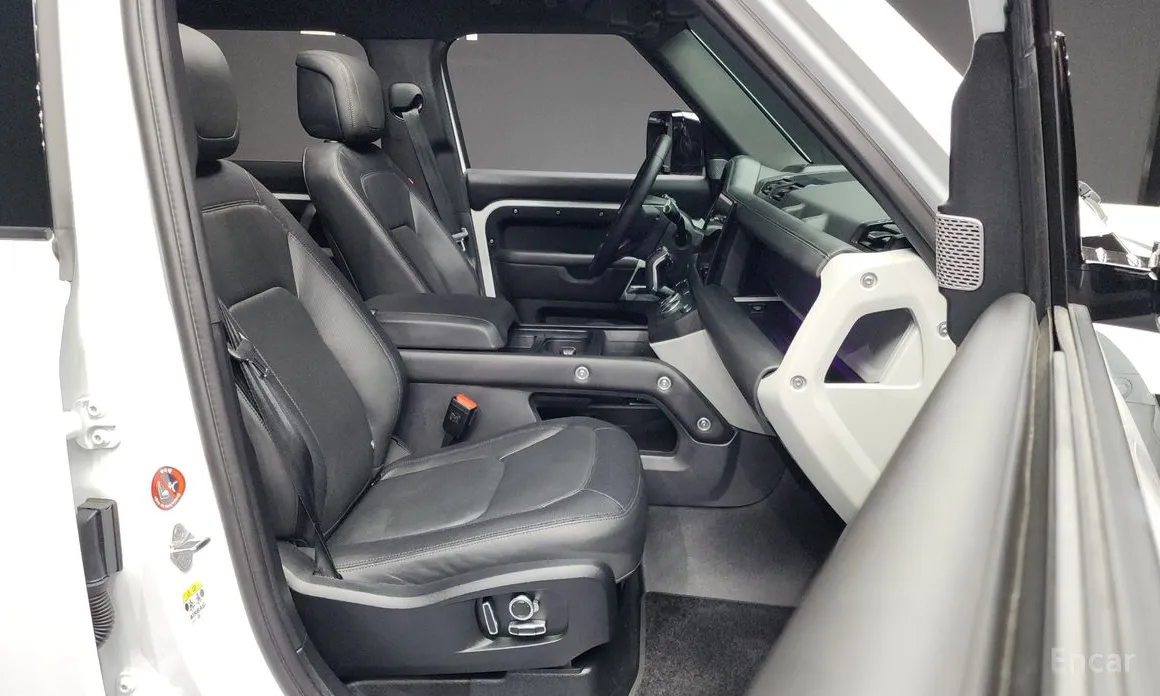 Фото 11 - Land Rover Defender