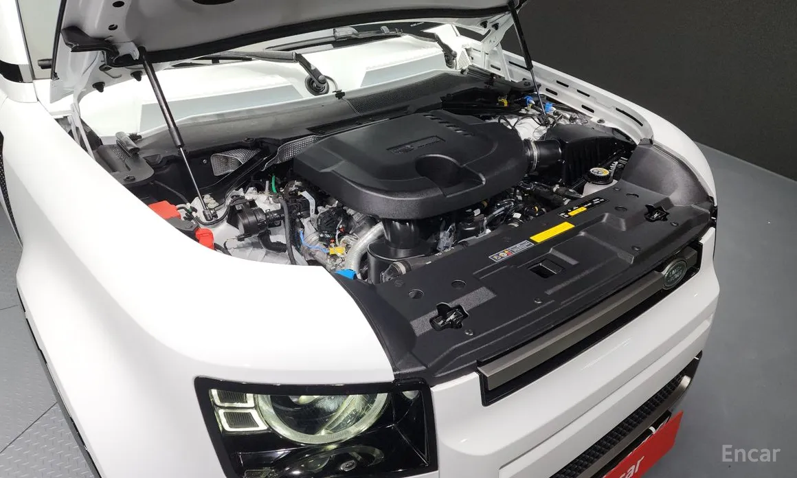 Фото 6 - Land Rover Defender