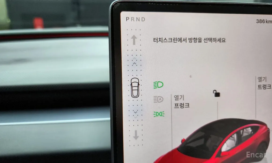 Фото 9 - Tesla Model 3