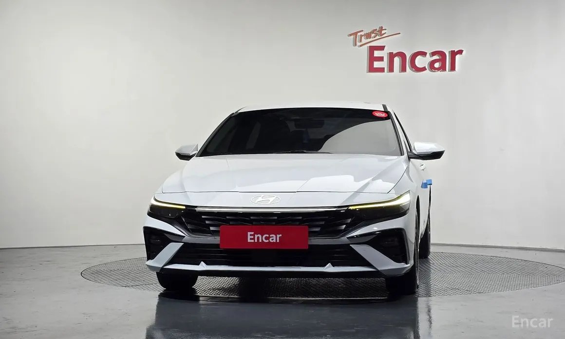 Фото 3 - Hyundai Avante