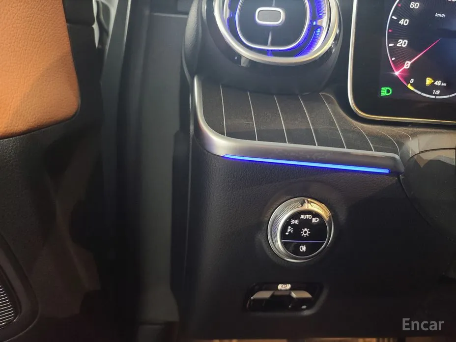 Фото 15 - Mercedes-Benz C-Class