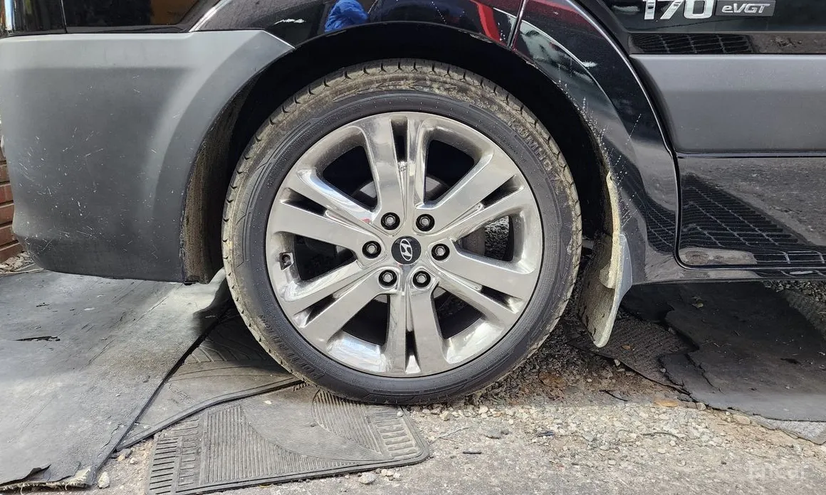 Фото 5 - Hyundai Solati