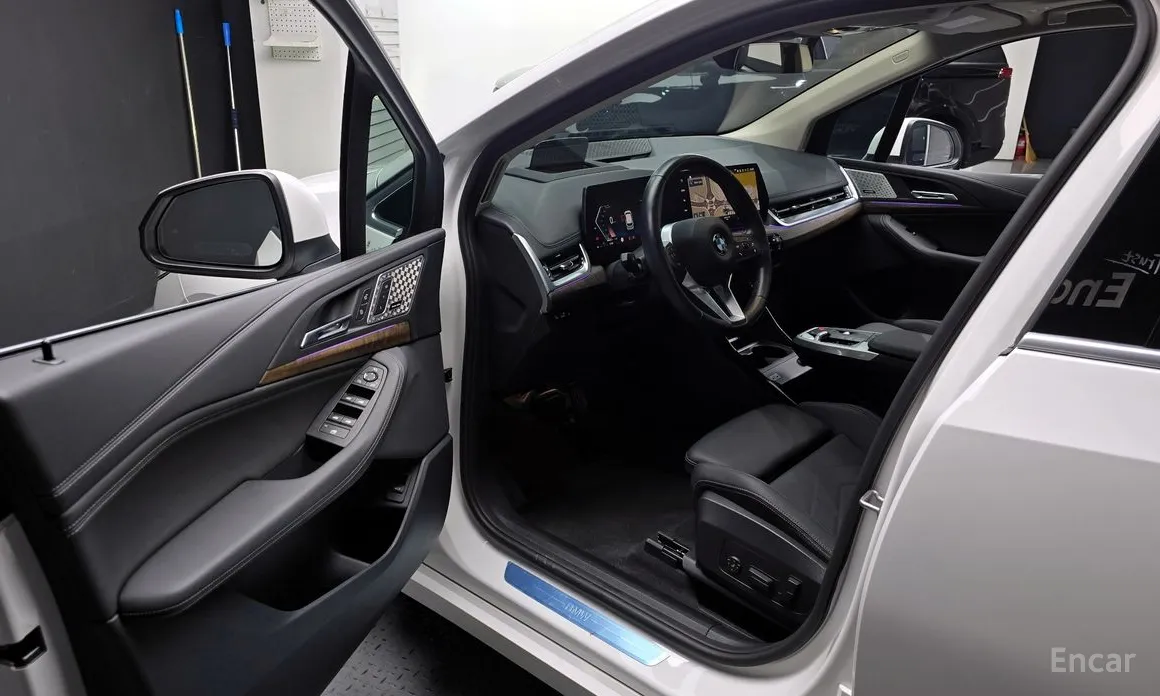 Фото 10 - BMW 2 Series