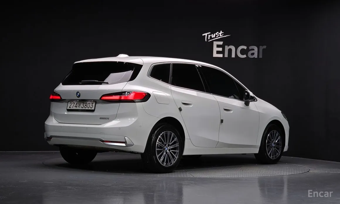 Фото 2 - BMW 2 Series