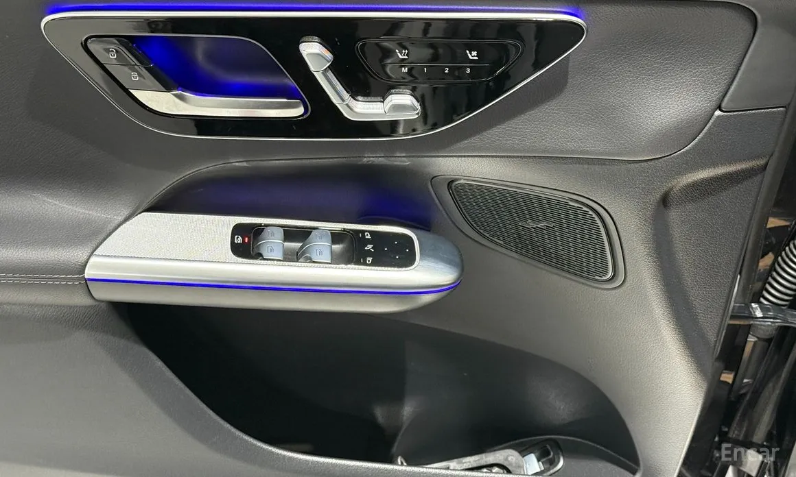 Фото 16 - Mercedes-Benz GLC-Class