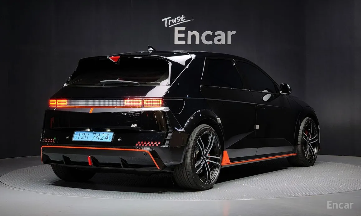 Фото 2 - Hyundai Ioniq 5