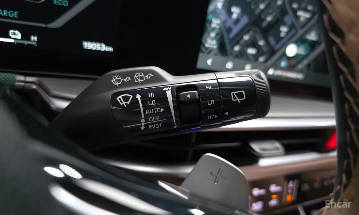 Фото 16 - Kia Sorento