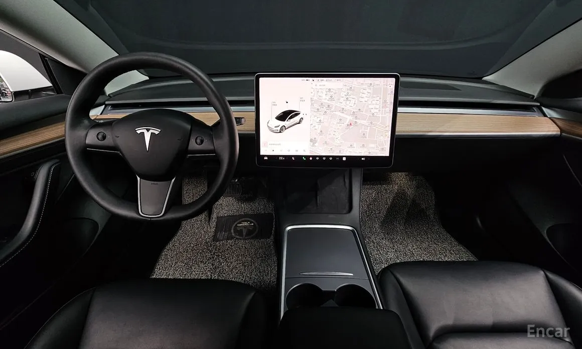 Фото 7 - Tesla Model 3