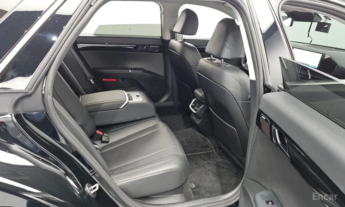 Фото 12 - Hyundai Grandeur