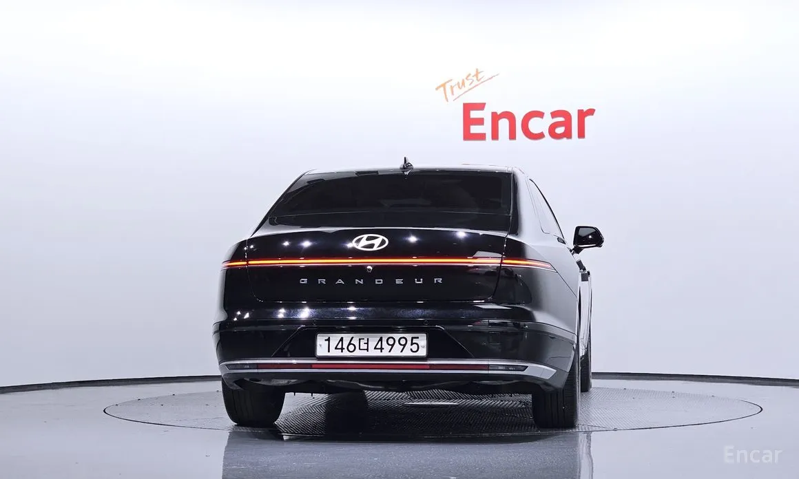 Фото 4 - Hyundai Grandeur