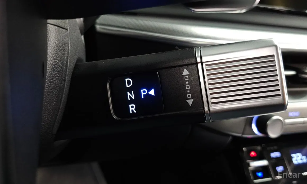 Фото 9 - Hyundai Grandeur