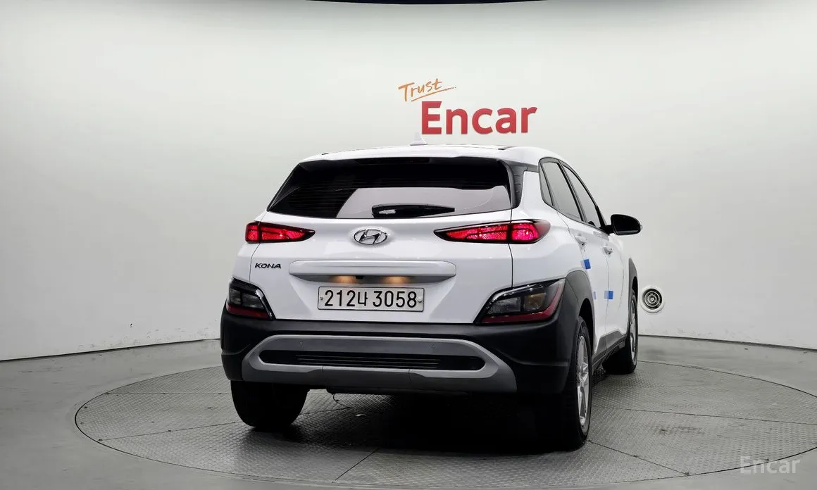 Фото 4 - Hyundai Kona