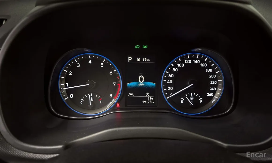 Фото 8 - Hyundai Kona