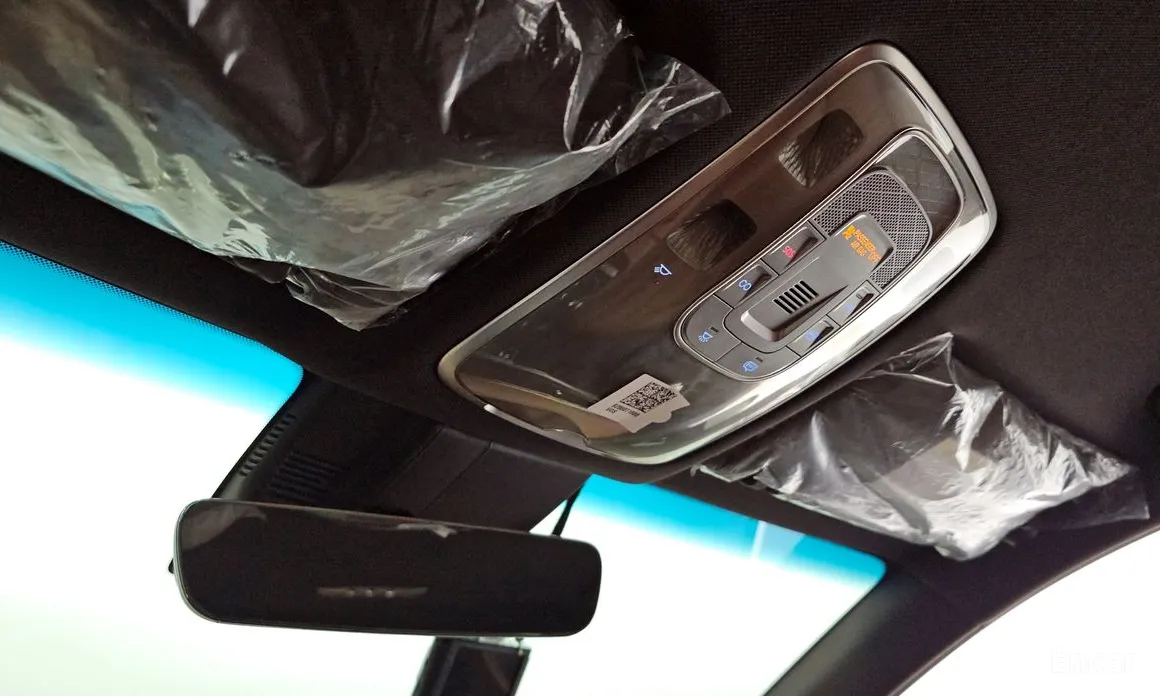 Фото 17 - Genesis G80