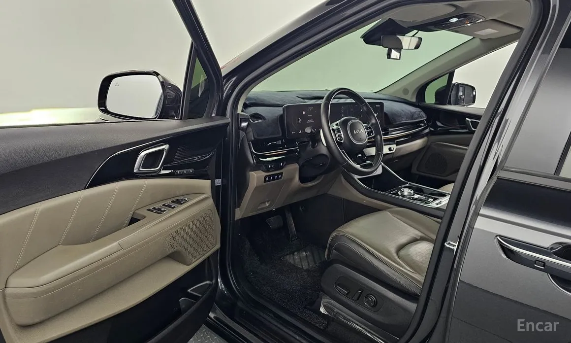 Фото 10 - Kia Carnival