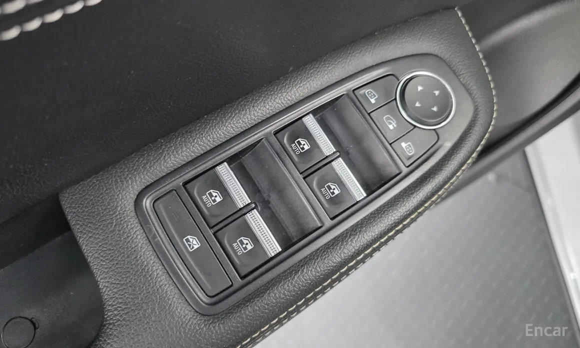 Фото 12 - Renault XM3