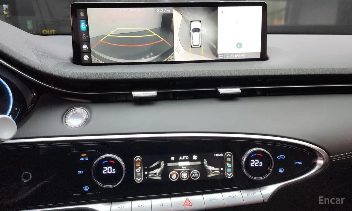 Photo 15 - Genesis GV70