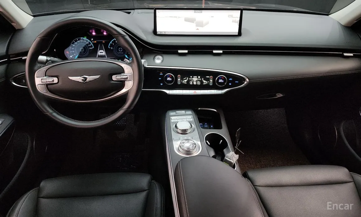 Photo 7 - Genesis GV70